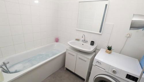 Le Garnier - Lyon 7 avec Balcon & Parking Inclus - Foto 4, towels