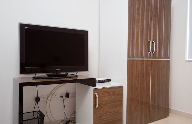 InStyle Aparthotel - Photo 8