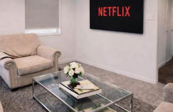 Entire guest house in Countryside with Hot Tub - Photo 1