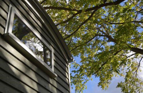 The Nutbourne Hut - shepherd's hut - pint-sized luxury - Foto 5