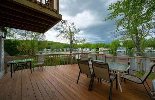 Waterfront Cottage at Highland Lake with Dock - Foto 25