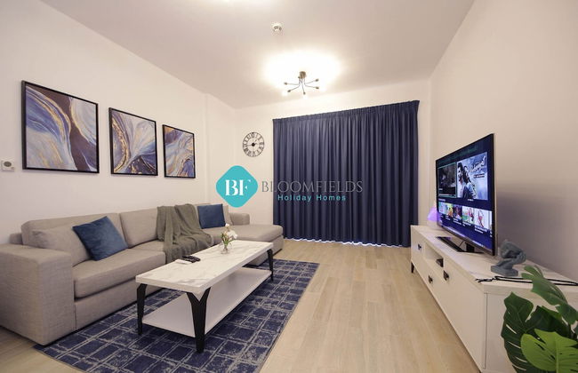 Lavish 1BR Apartment-Yas Island - Photo 8