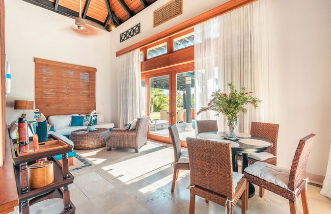 Bungallow With Private Backyard and Pool - Foto 9