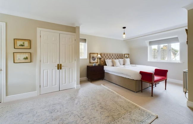 The Fosse Way Cottage - Breathtaking 5bdr Cottage With Parking Garden - Photo 17