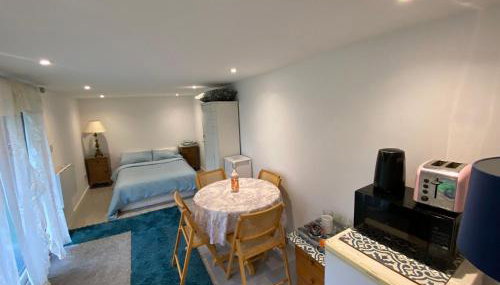 FABULOUS Self contained GARDEN STUDIO EGHAM - Foto 4