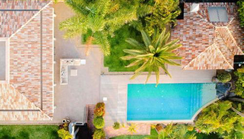 Villa de lujo con piscina y vistas al mar - Foto 5