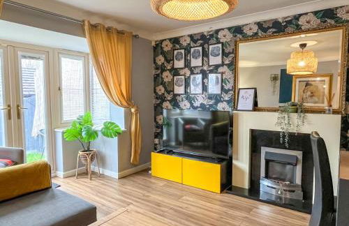 Mayflower 3 Bedrooms House 7 Beds 2 Showers Off Road Parking - Foto 9