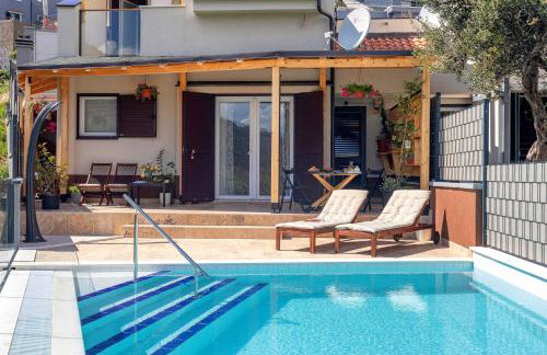 NORMABEL relaxing villa with heated pool and sauna - Photo 4