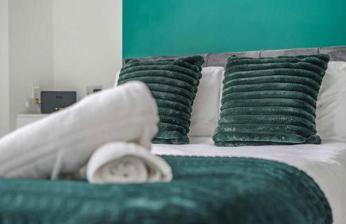 Stylish 3 Bed 3 en-suite home in a popular part of Liverpool - Close by to City Centre - Free Parking - Foto 15