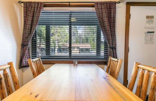 Lakeside Studio Steps from the Beach - Foto 12