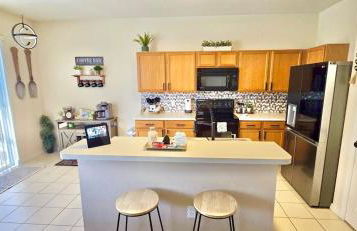 Charming family retreat with Pool & Amenities Disney & top Attractions - Foto 24