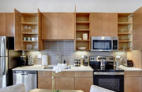 Elegant Modern Studio mins from Riverwalk - Foto 1