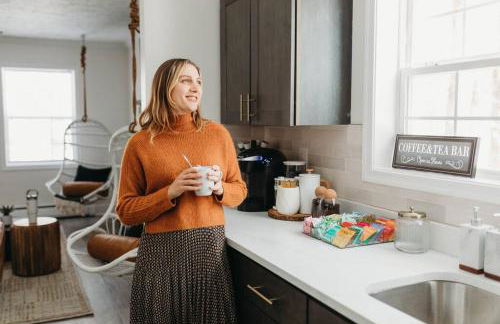 Boho Haven Hideaway - Walk to Pool,Theater,Arcades, Firepit, Lake Access - Foto 51