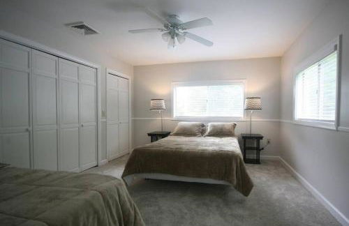 Outdoor Playground on Lake and Close to Skiing - Foto 22