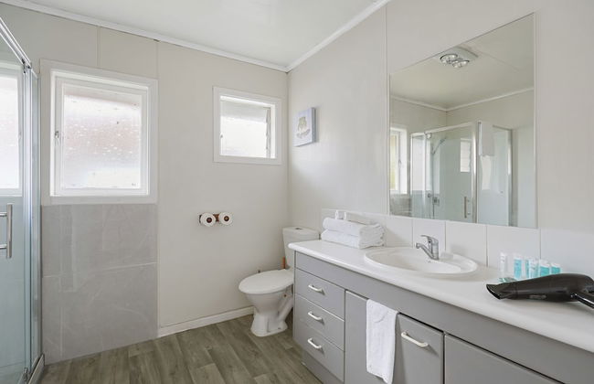 3 Bedroom In Papatoetoe w Parking - Wifi - Foto 14