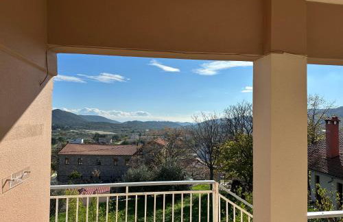 Angela House - Photo 26