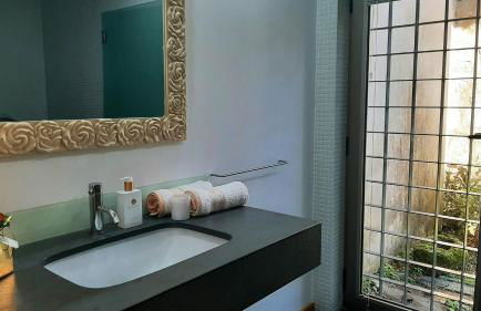 Beautiful villa in Póvoa de Lanhoso with pool and garden - Foto 12