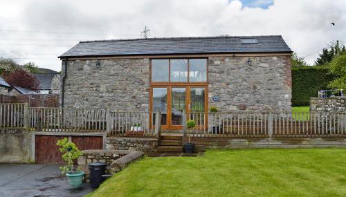 Little Barn - Photo 2