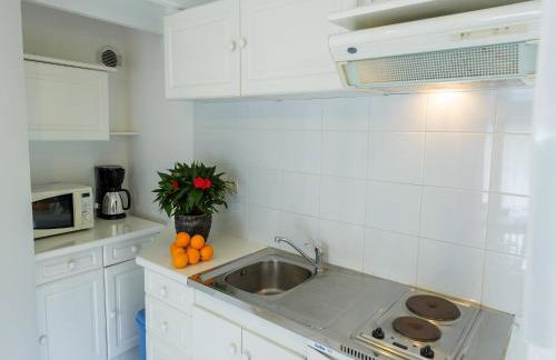 Peaceful Holiday Home in Plouguin with Indoor Pool - Foto 32