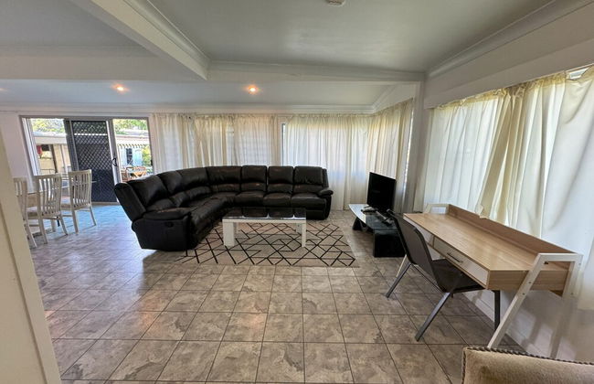 Ryan St Apartments - Photo 3