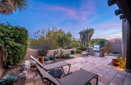 Exclusive Boulders Retreat near Downtown Cave Creek hiking scenic views. - Foto 26