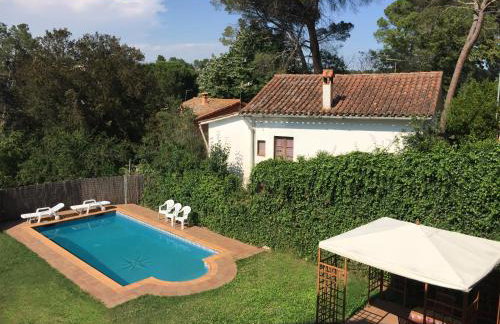 Eco house of oak, 15 min to BCN Max Pax 8 - Foto 2