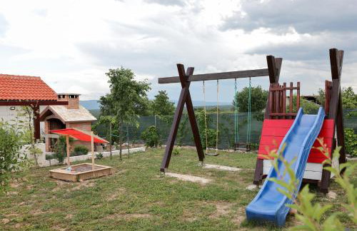 Villa Ena with Pool & Jacuzzi - Photo 37