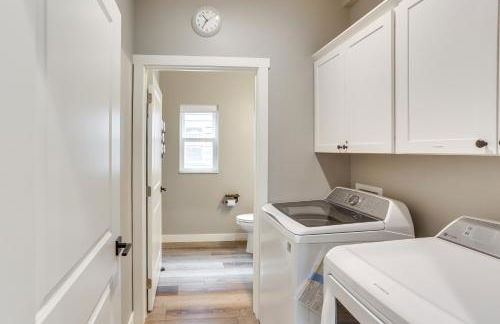 Spacious, Rustic Spearfish Home Walk to Downtown! - Foto 31