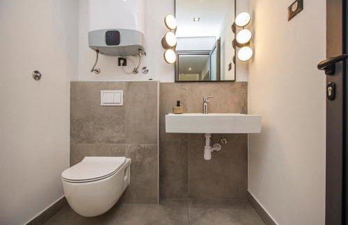 Villa Ume - heated pool, sauna, volleyball court - Photo 39