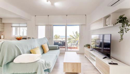 Primera linea playa Apto recien reformado Piscina - Foto 3