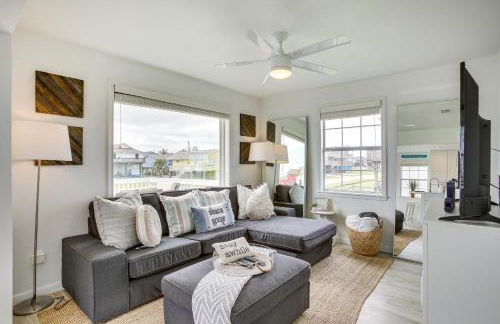 Walk to Terramar Beach! Home with Pool and Dock Access - Photo 3