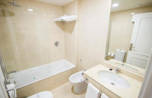 Apartamentos Plaza de Santiago - Estudios Turisticos - 1 LLAVE - Foto 67