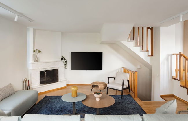 Athenian Riviera Coastal Charm Villa - Photo 21