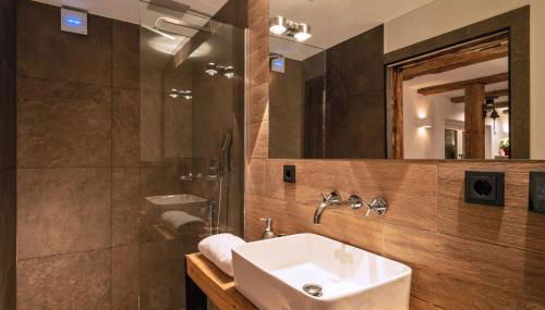 exklusives Alpenchalet mit Jacuzzi & Sauna für bis zu 14 Personen - Foto 5