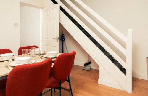 Ashton 2BR Escape near Historical Town Market - Foto 18