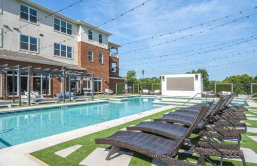 Fourth & River - Top-Floor condo with River Views - 3 King Suites - Foto 37