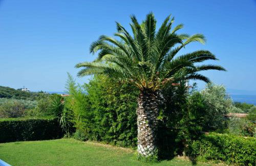 Cozy Small Smart Villa with Private Pool Mikri Mantineia Kalamata - Foto 29