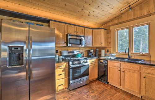 2 Mi to St Marys Glacier Modern Cabin with Hot Tub - Foto 10