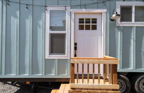 Stay Portland - The Tiny Farmhouse on Alberta - Photo 11