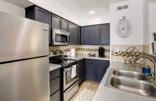 Chic Dallas Condo with Pool, Walk to Knox Street! - Foto 8