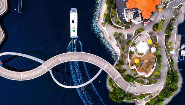 Una de las sinuosas carreteras de Perth