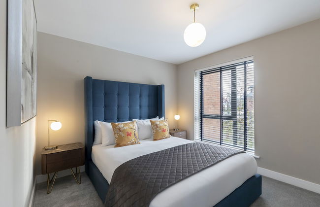 Elliot Oliver - Luxurious 2 Bedroom Apartment With Parking - Photo 8