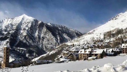 Apartamento con terraza y vistas panorámicas en Taüll con plaza de parking - Foto 2