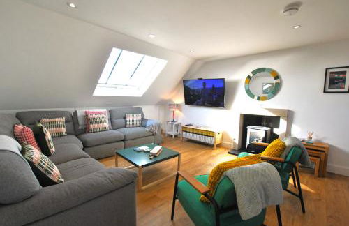 Bass View Cellardyke- contemporary coastal stay - Photo 6