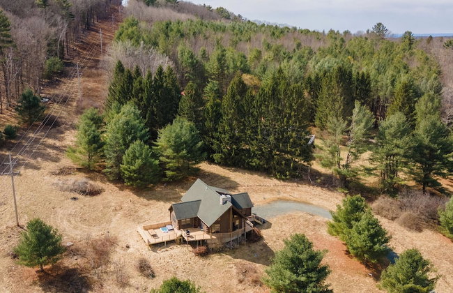 Secluded w/ Deck Views, Hot Tub, & Ping Pong Hudson in the Berks by Avantstay - Foto 105