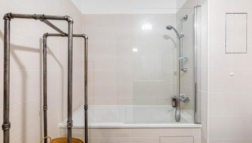 GuestReady - Chic cocoon with a balcony - Foto 5