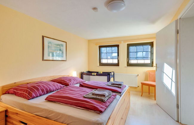 A Modern Apartment in the Hunsruck Region's Romantic Drohn Valley - Photo 4