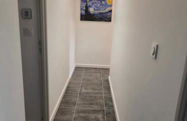 villa récente climatisée avec piscine privée - Photo 13