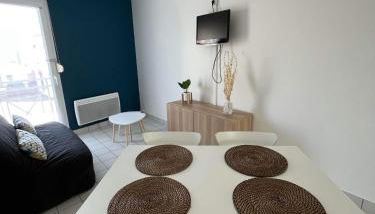 Anselme, F2 duplex avec cour commune et proche de la mer ,2 - Photo 2