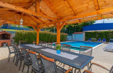 Villa Elena - Makarska by Villas Guide - Foto 3